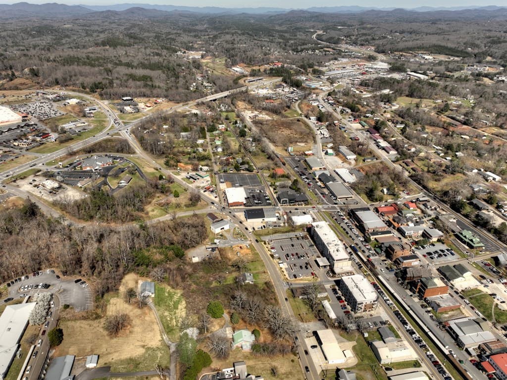 340 W First Street, Blue Ridge GA 30513 - Photo