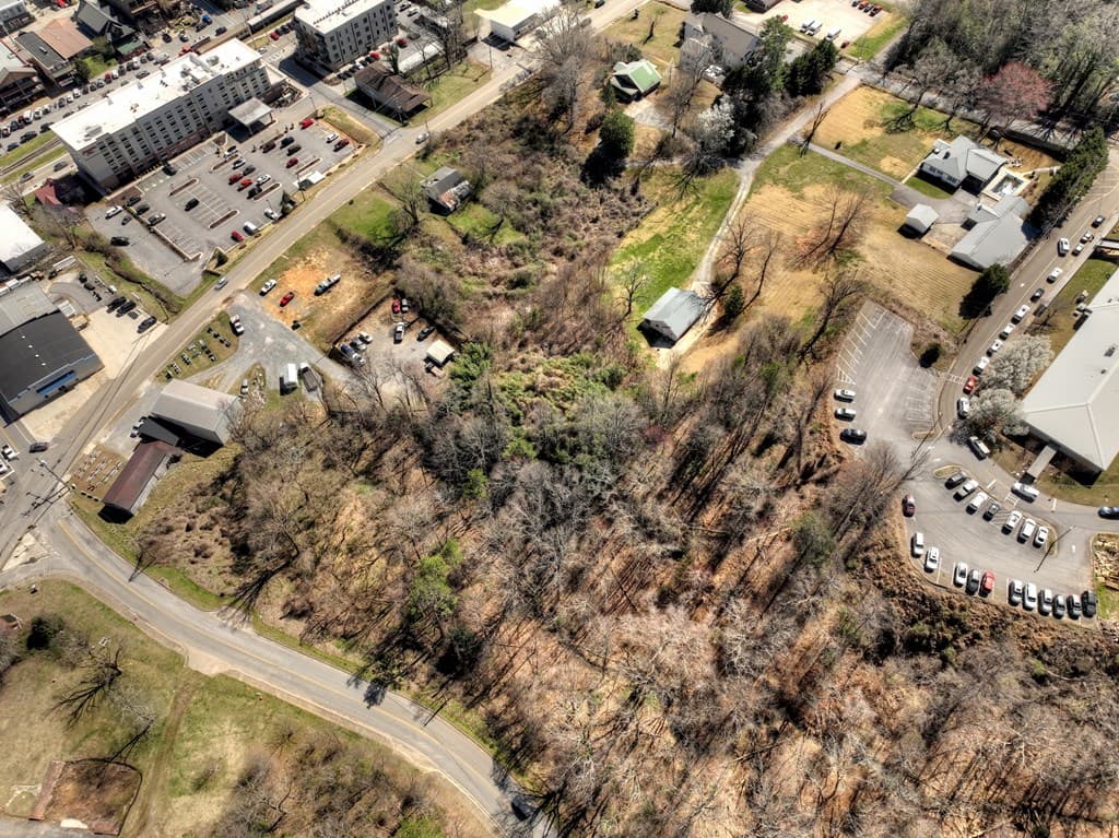 340 W First Street, Blue Ridge GA 30513 - Photo