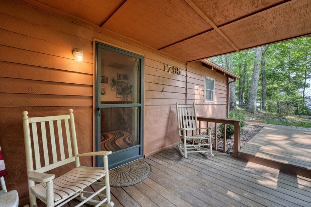 1795 Ivy Mountain Road, Hiawassee GA 30546 - Photo