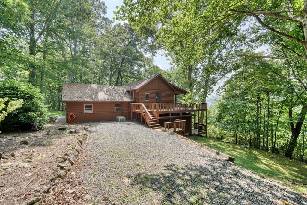 1795 Ivy Mountain Road, Hiawassee GA 30546 - Photo