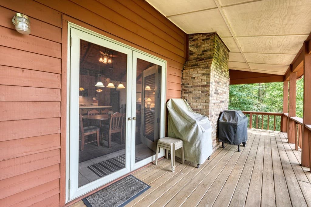 1795 Ivy Mountain Road, Hiawassee GA 30546 - Photo