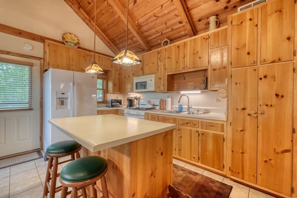 1795 Ivy Mountain Road, Hiawassee GA 30546 - Photo