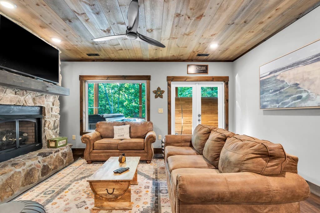 566 High Meadows Drive, Morganton GA 30560 - Photo