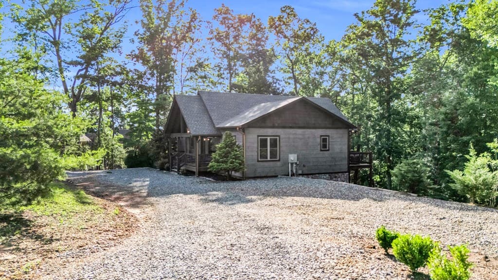 566 High Meadows Drive, Morganton GA 30560 - Photo