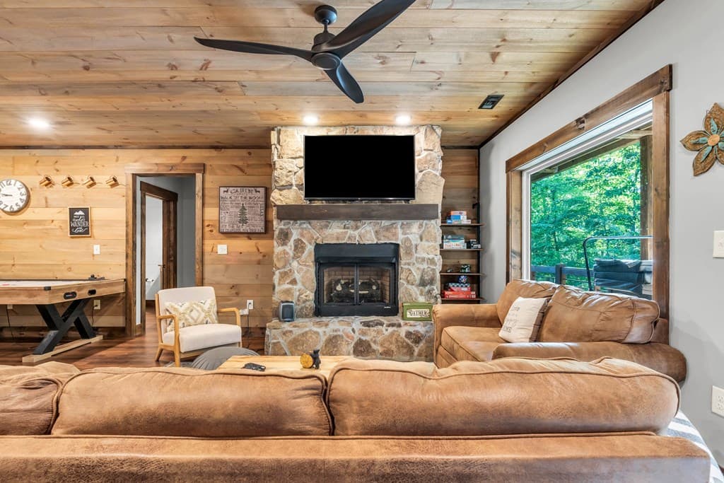 566 High Meadows Drive, Morganton GA 30560 - Photo