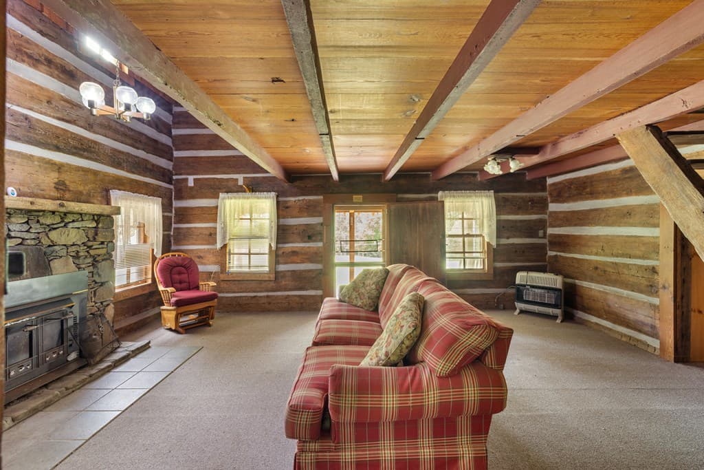 7320 Chestnut Valley Road, Hiawassee GA 30546 - Photo