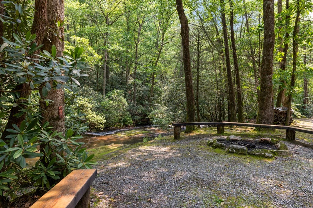 7320 Chestnut Valley Road, Hiawassee GA 30546 - Photo