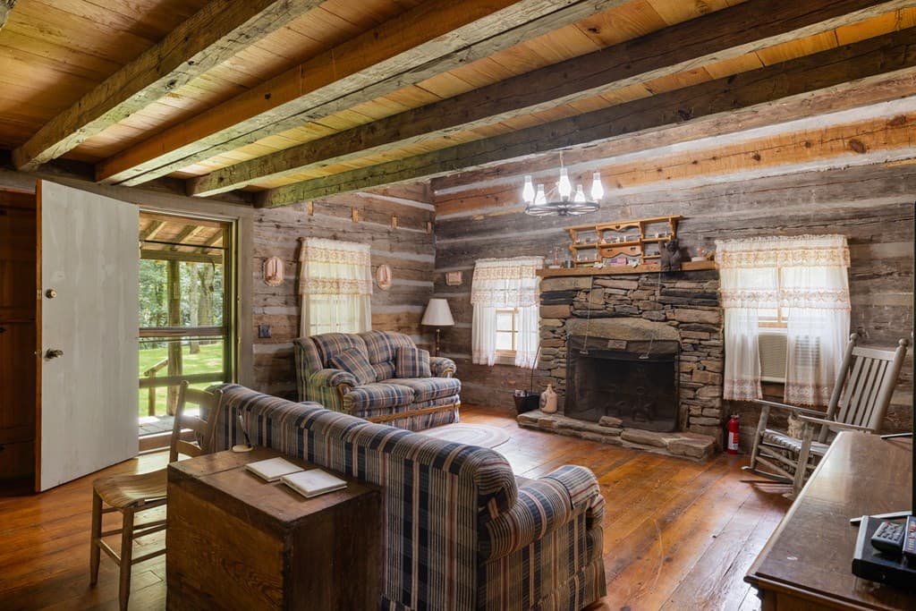 7320 Chestnut Valley Road, Hiawassee GA 30546 - Photo