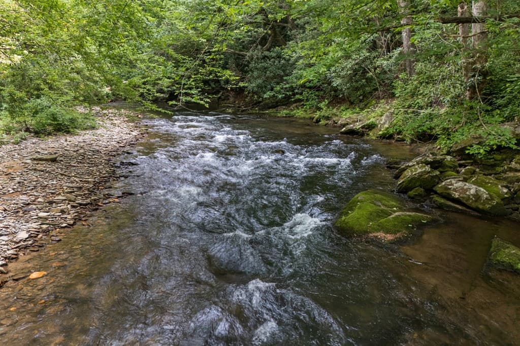 7320 Chestnut Valley Road, Hiawassee GA 30546 - Photo