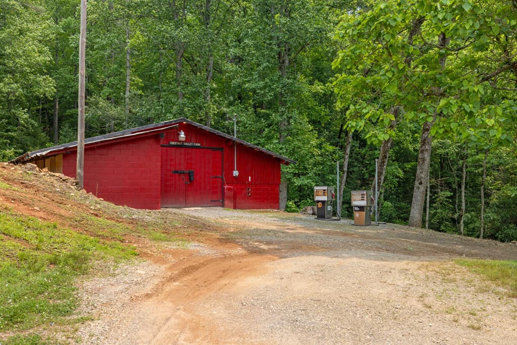 7320 Chestnut Valley Road, Hiawassee GA 30546 - Photo