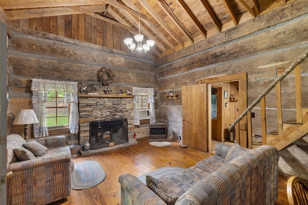 7320 Chestnut Valley Road, Hiawassee GA 30546 - Photo