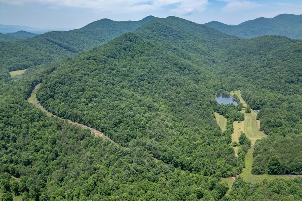 26.18 AC Green Road, Young Harris GA 30582 - Photo