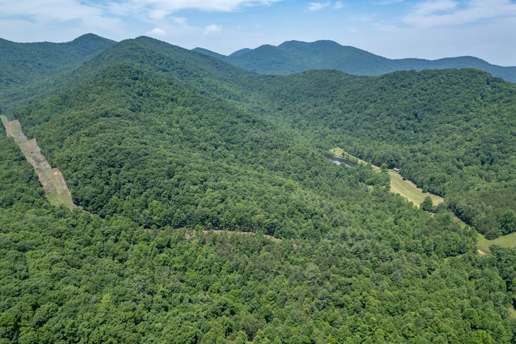26.18 AC Green Road, Young Harris GA 30582 - Photo
