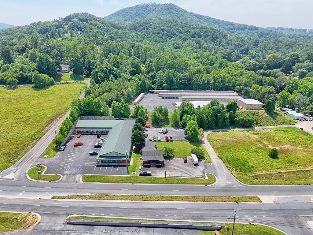 3280 Nc-69, Hayesville NC 28904 - Primary photo