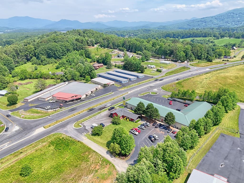 3280 Nc-69, Hayesville NC 28904 - Photo