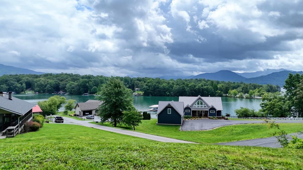 131 Wonderview Drive, Hayesville NC 28904 - Photo