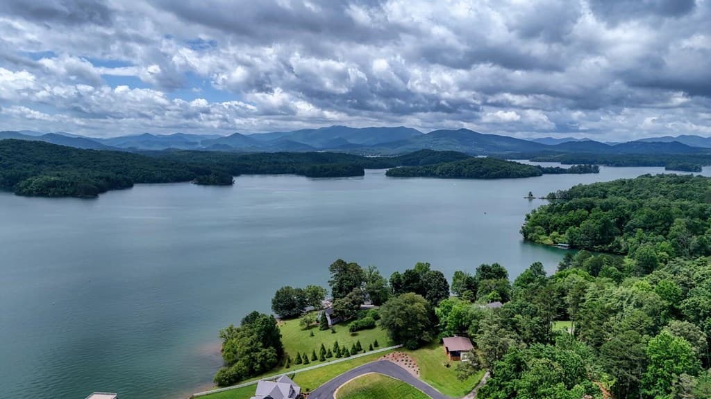 131 Wonderview Drive, Hayesville NC 28904 - Photo
