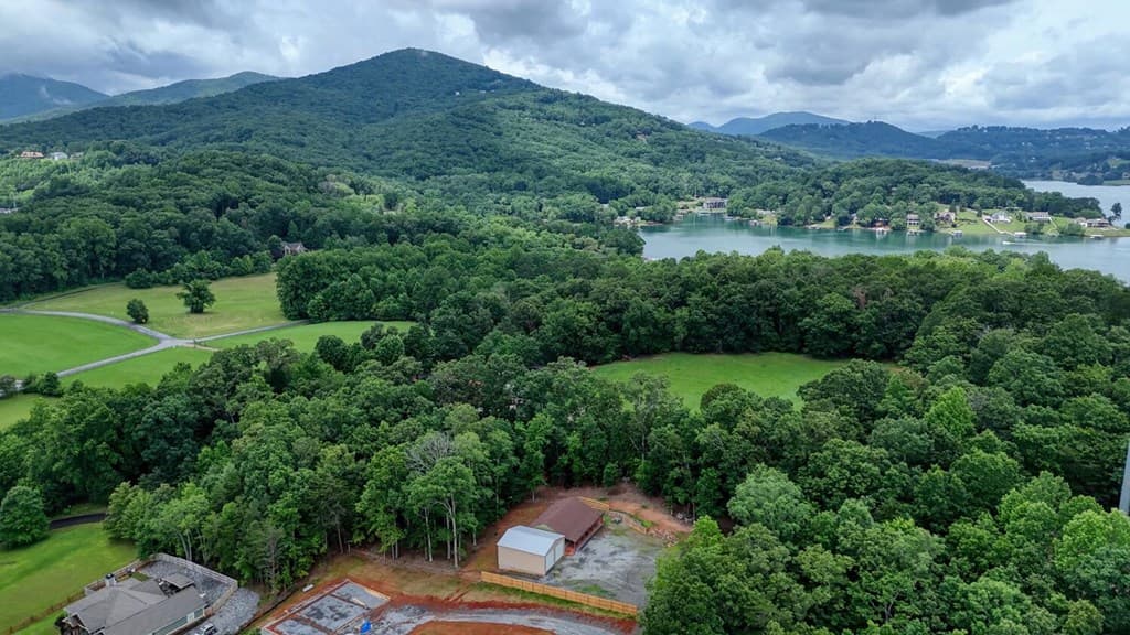 1529 Cedar View Lane, Hiawassee GA 30546 - Photo