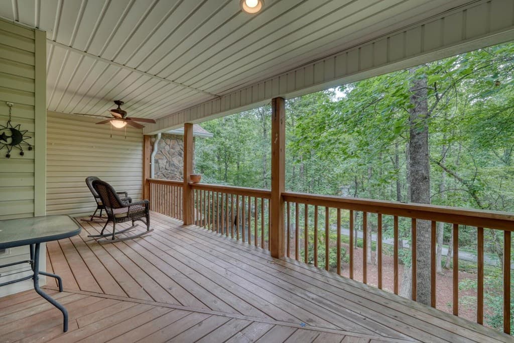 2087 Woodlake Lane, Young Harris GA 30582 - Photo