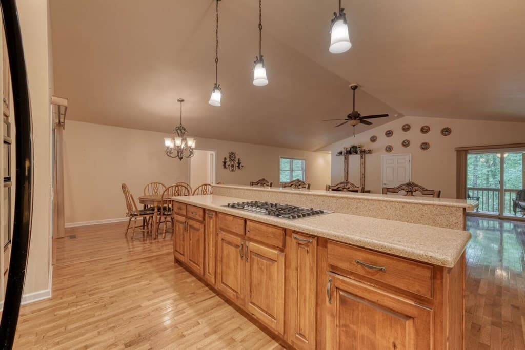 2087 Woodlake Lane, Young Harris GA 30582 - Photo