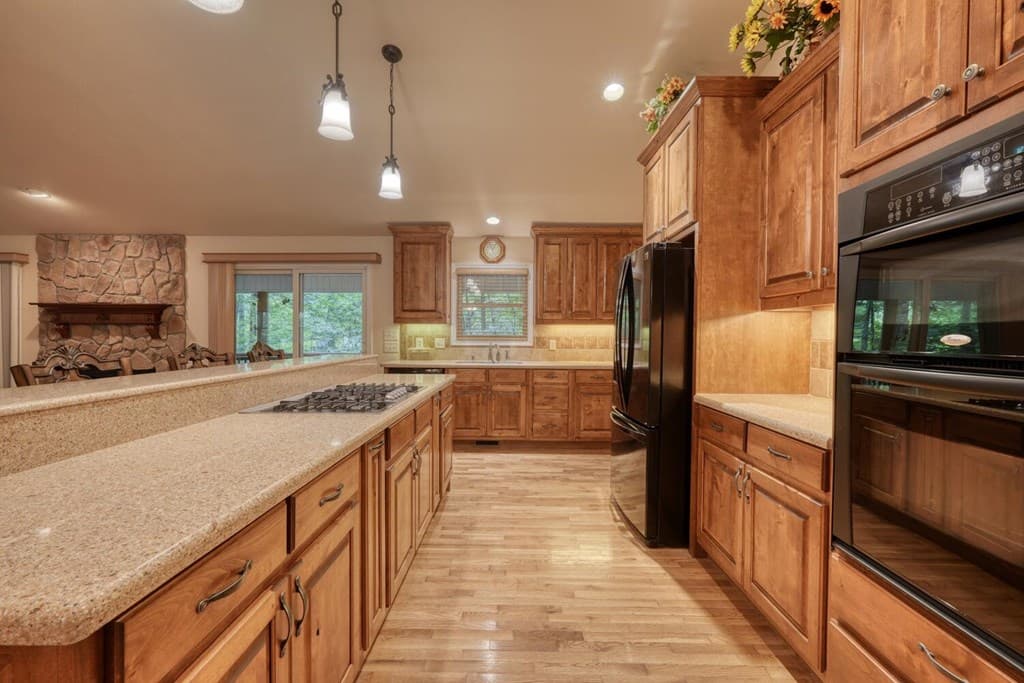 2087 Woodlake Lane, Young Harris GA 30582 - Photo