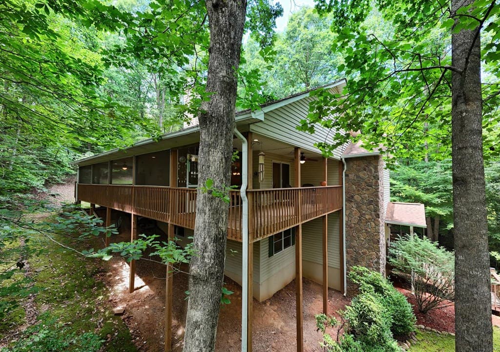 2087 Woodlake Lane, Young Harris GA 30582 - Photo