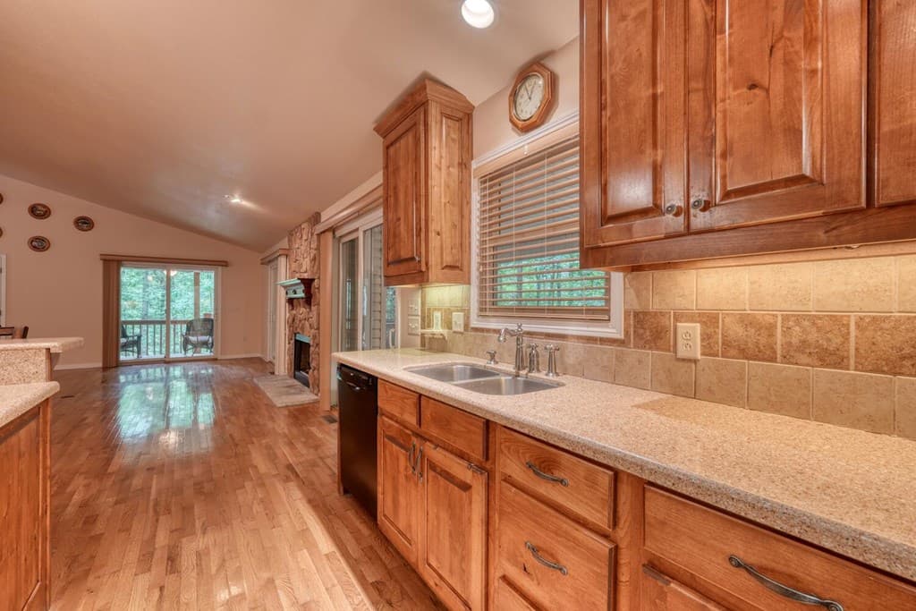 2087 Woodlake Lane, Young Harris GA 30582 - Photo