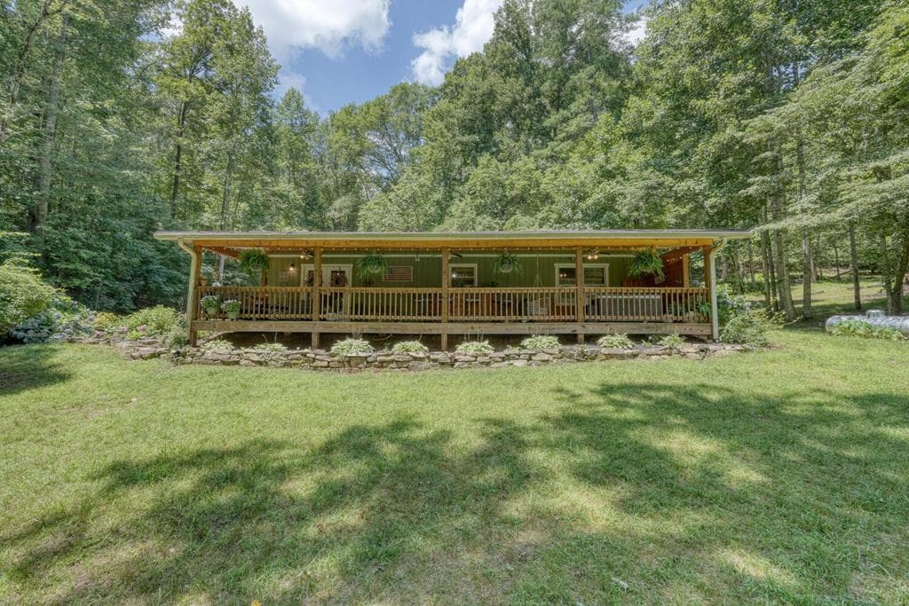 243 Chattahoochee Acres, Cleveland GA 30528 - Photo