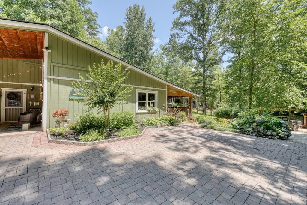 243 Chattahoochee Acres, Cleveland GA 30528 - Photo