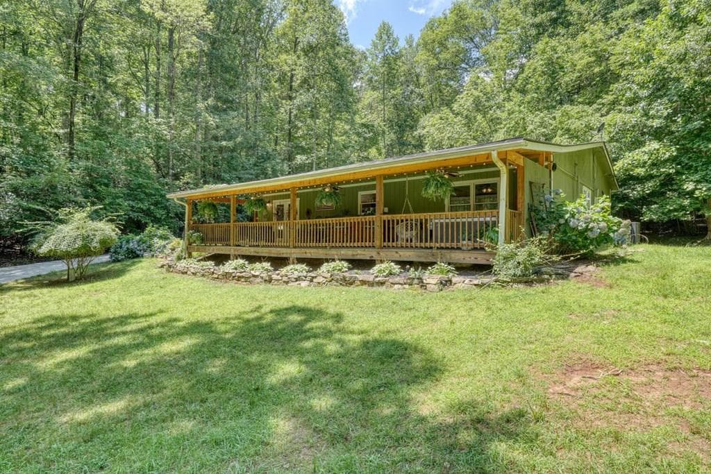 243 Chattahoochee Acres, Cleveland GA 30528 - Primary photo