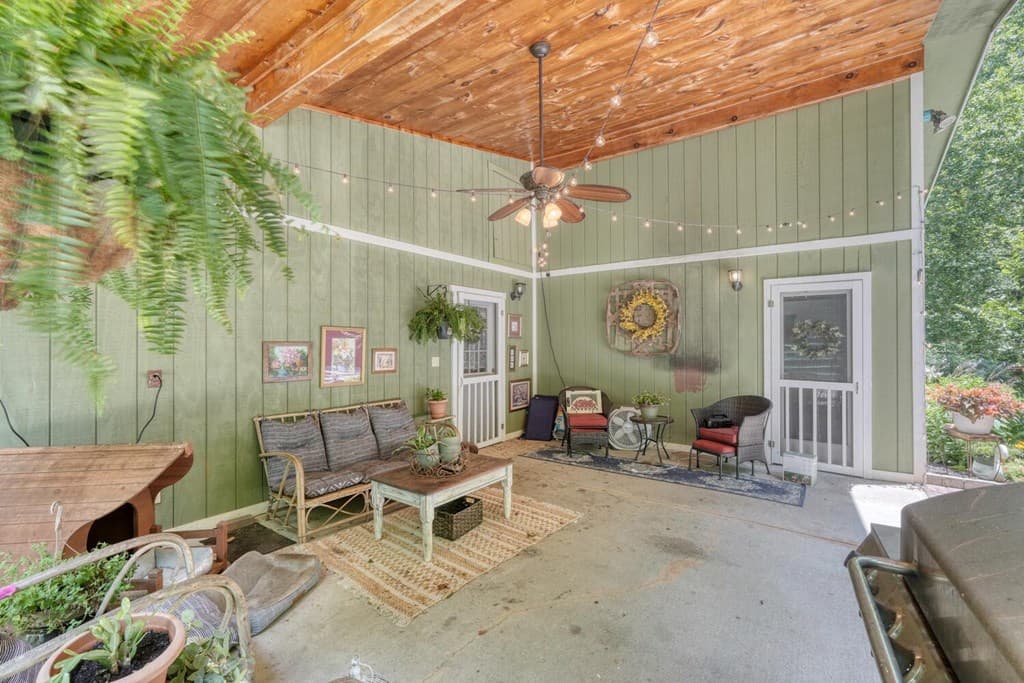 243 Chattahoochee Acres, Cleveland GA 30528 - Photo