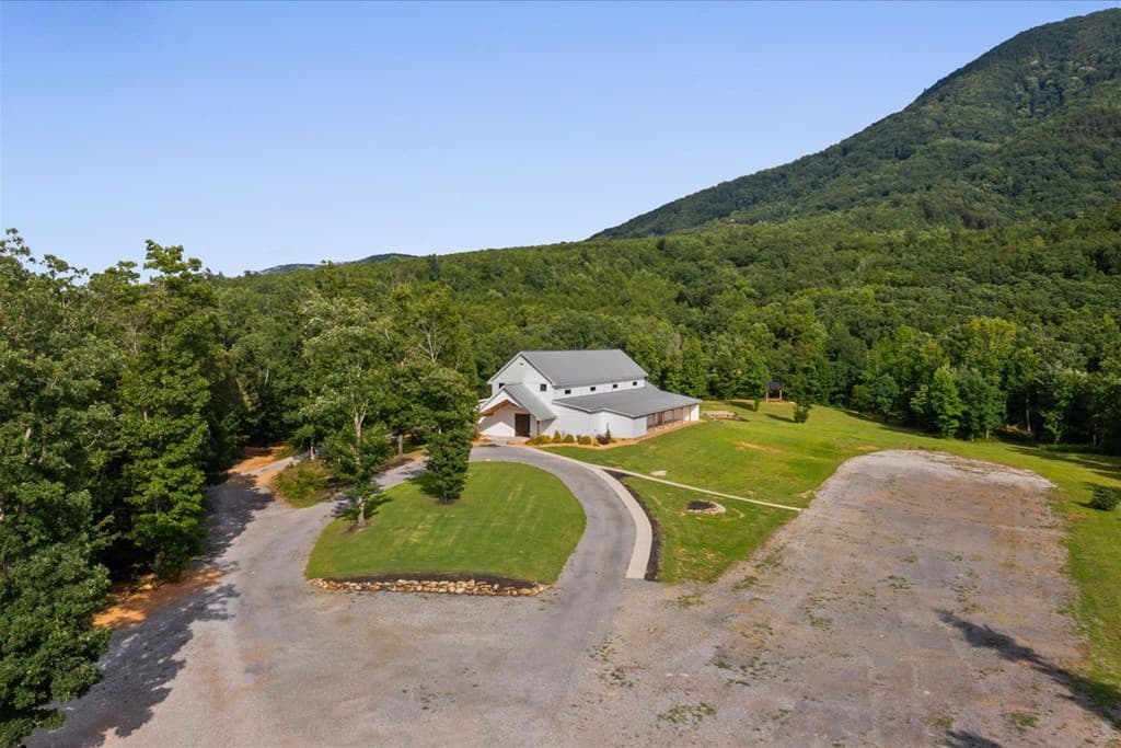2948 Holly Creek Cool Springs Road, Chatsworth GA 30705 - Photo