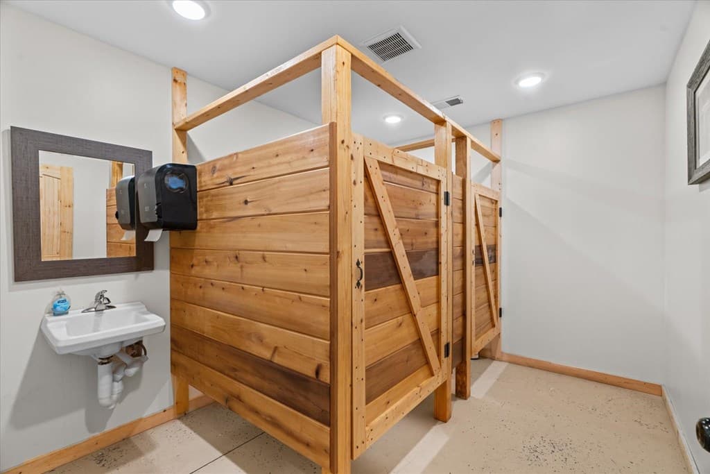 2948 Holly Creek Cool Springs Road, Chatsworth GA 30705 - Photo
