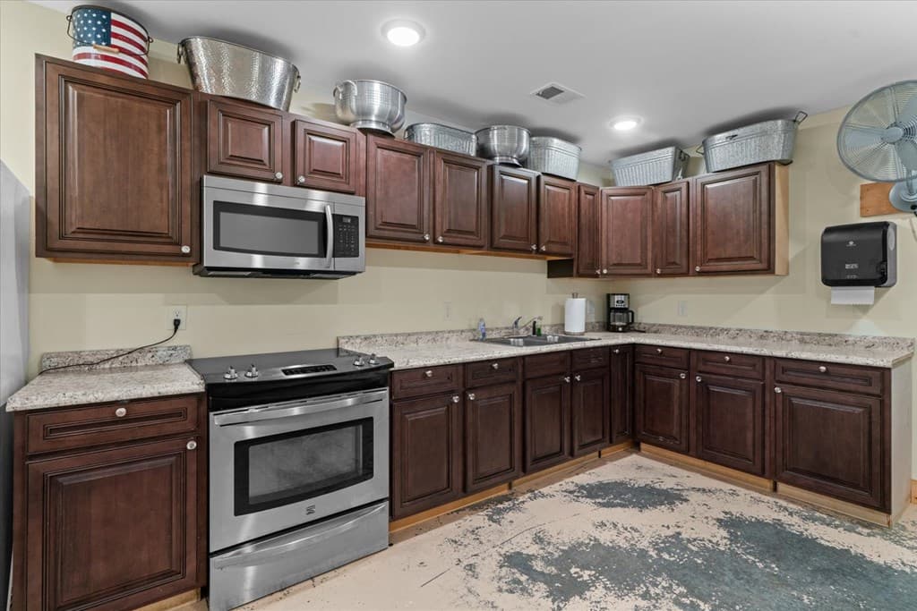 2948 Holly Creek Cool Springs Road, Chatsworth GA 30705 - Photo