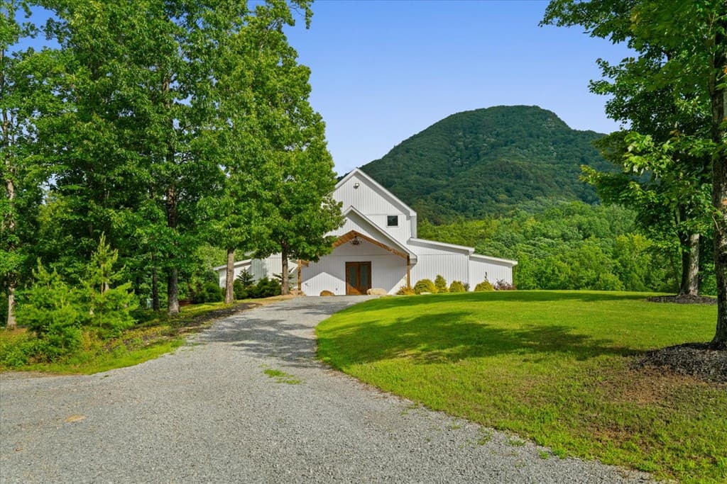 2948 Holly Creek Cool Springs Road, Chatsworth GA 30705 - Photo