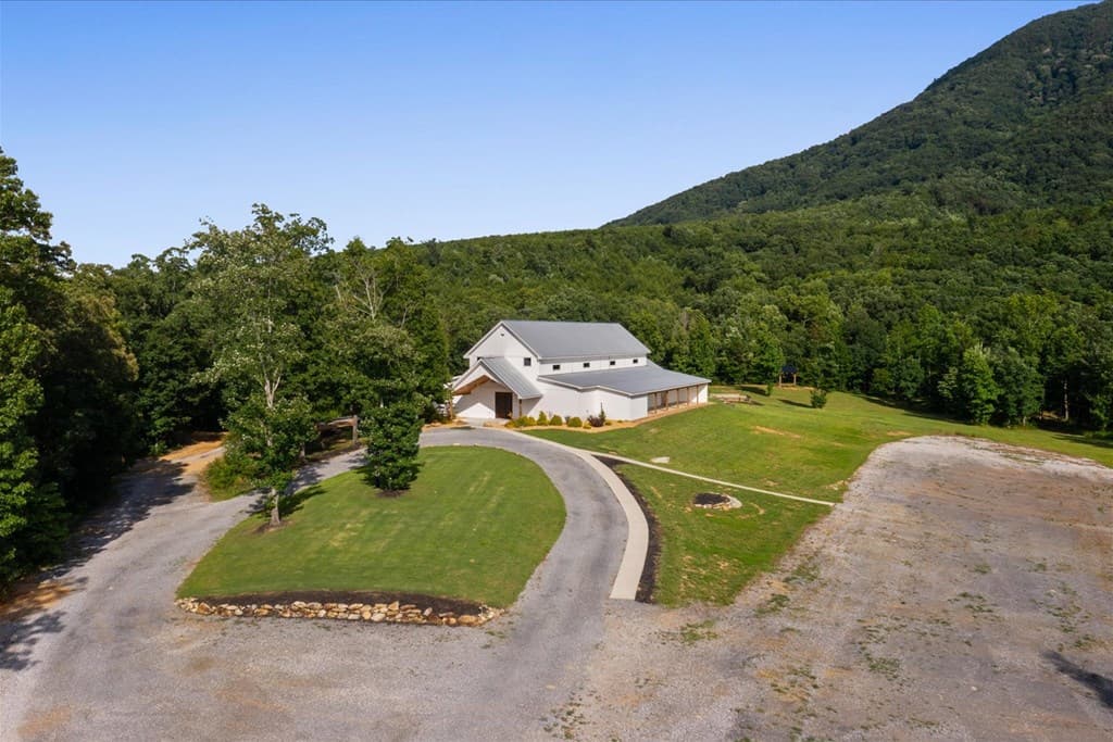2948 Holly Creek Cool Springs Road, Chatsworth GA 30705 - Photo