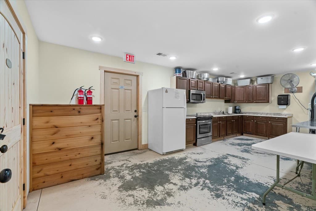 2948 Holly Creek Cool Springs Road, Chatsworth GA 30705 - Photo