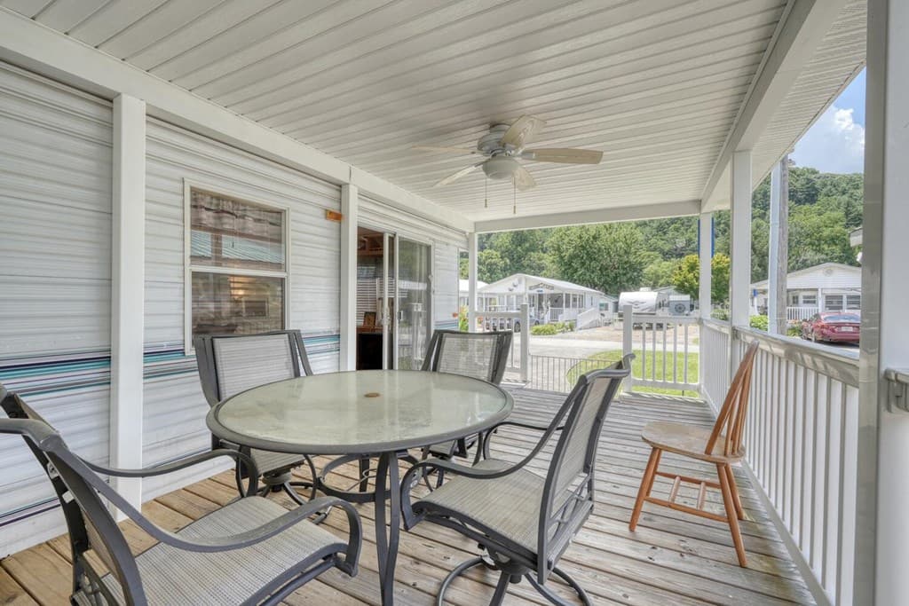 4360 Riverbank Run, Hiawassee GA 30546 - Photo