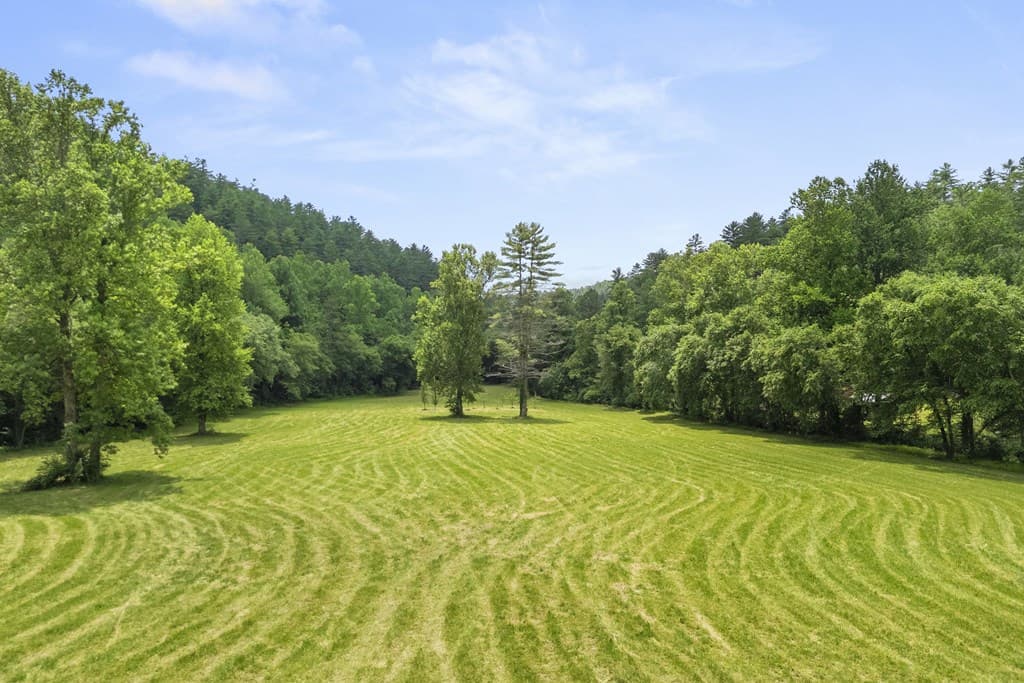 9883 Warwoman Road, Clayton GA 30525 - Photo