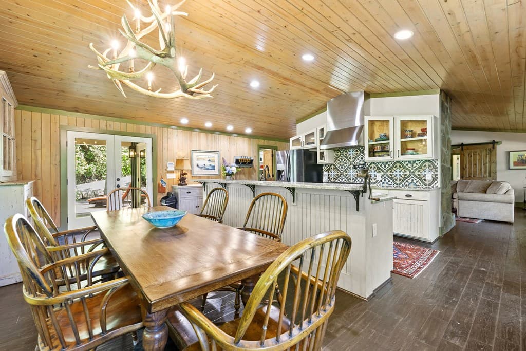 9883 Warwoman Road, Clayton GA 30525 - Photo