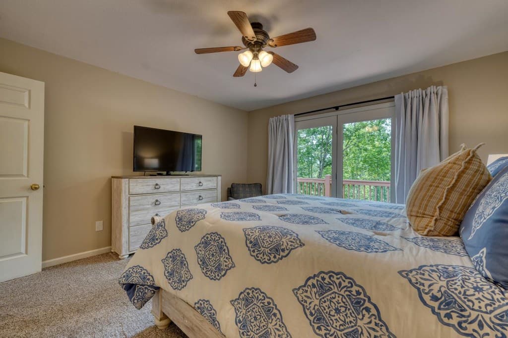 2333 Lovingood Road, Hiawassee GA 30546 - Photo