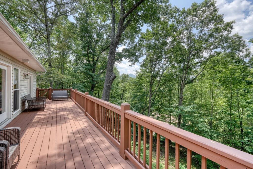 2333 Lovingood Road, Hiawassee GA 30546 - Photo