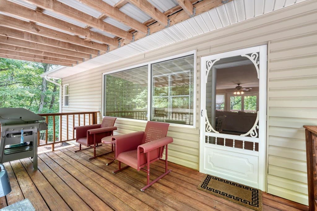 2333 Lovingood Road, Hiawassee GA 30546 - Photo