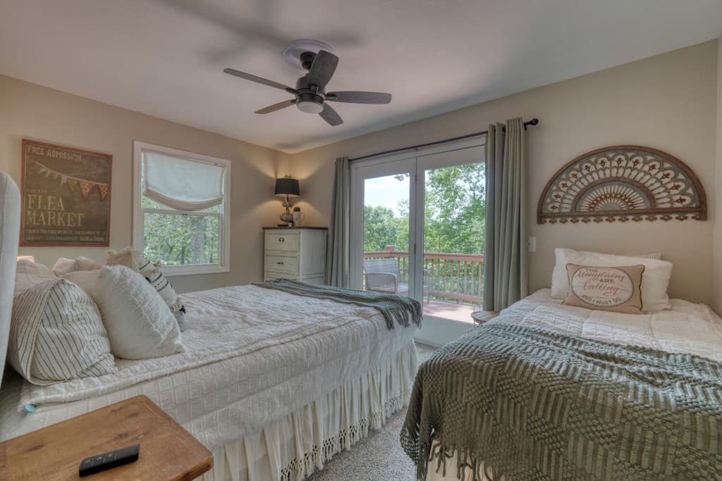 2333 Lovingood Road, Hiawassee GA 30546 - Photo