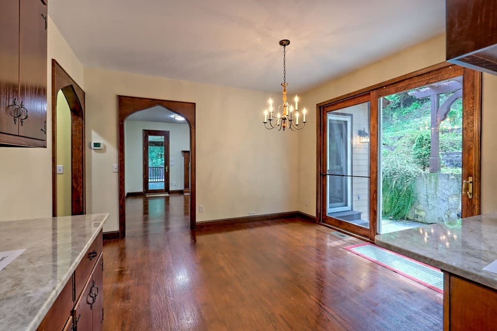 251 Quail Cove Lane, Brasstown NC 28902 - Photo