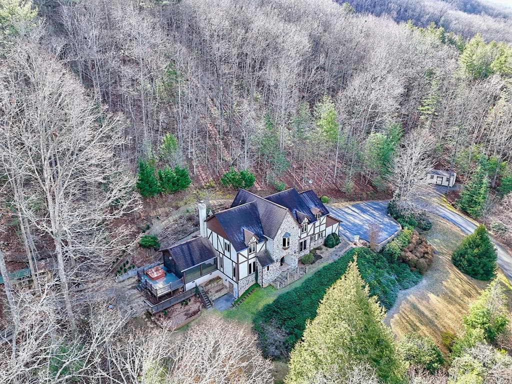 251 Quail Cove Lane, Brasstown NC 28902 - Photo