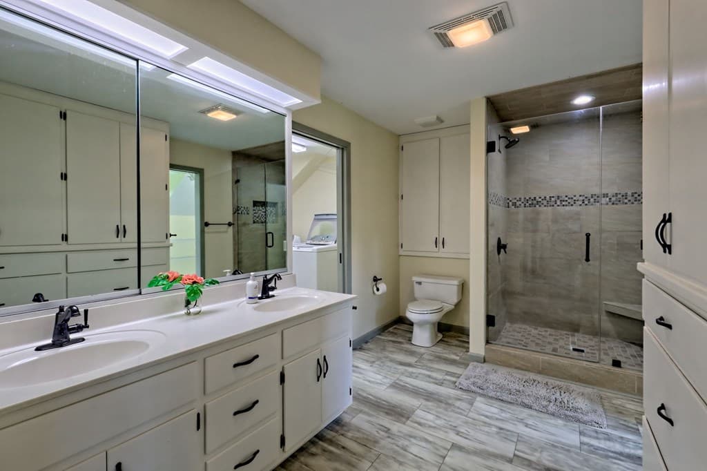 251 Quail Cove Lane, Brasstown NC 28902 - Photo