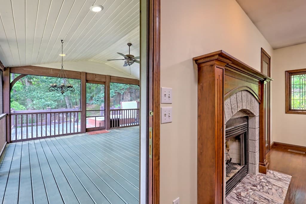 251 Quail Cove Lane, Brasstown NC 28902 - Photo