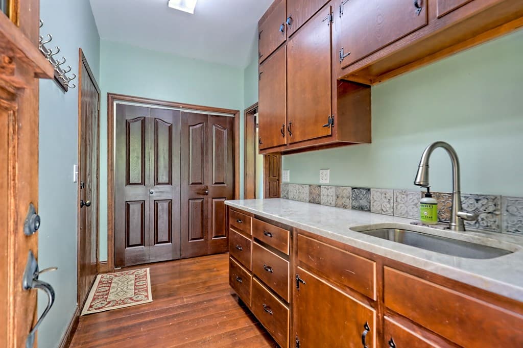 251 Quail Cove Lane, Brasstown NC 28902 - Photo
