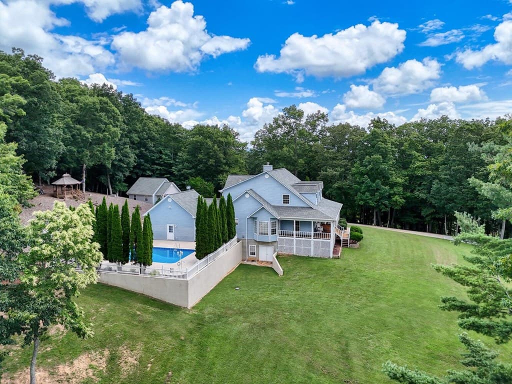 266 E Wright Road, Blairsville GA 30512 - Photo